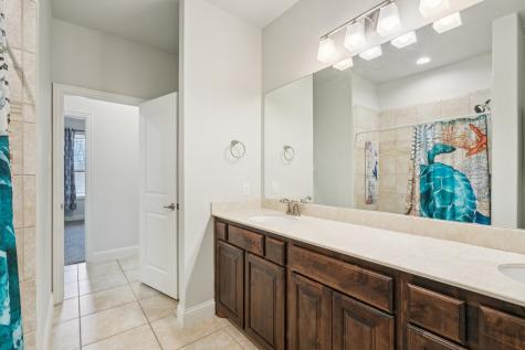 453 Lake Park Drive Midlothian TX 76065