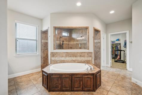 453 Lake Park Drive Midlothian TX 76065