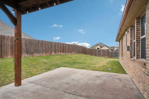 453 Lake Park Drive Midlothian TX 76065