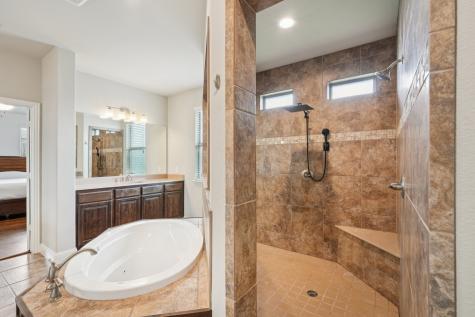 453 Lake Park Drive Midlothian TX 76065