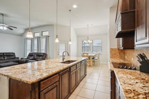 453 Lake Park Drive Midlothian TX 76065