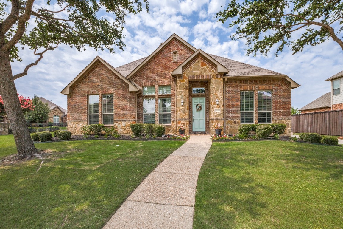 3331 Meadow Bluff Lane Sachse TX 75048