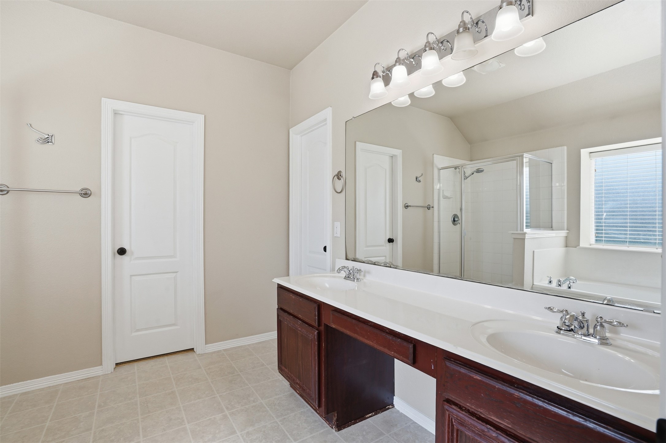 7229 Muirfield Drive Cleburne TX 76033