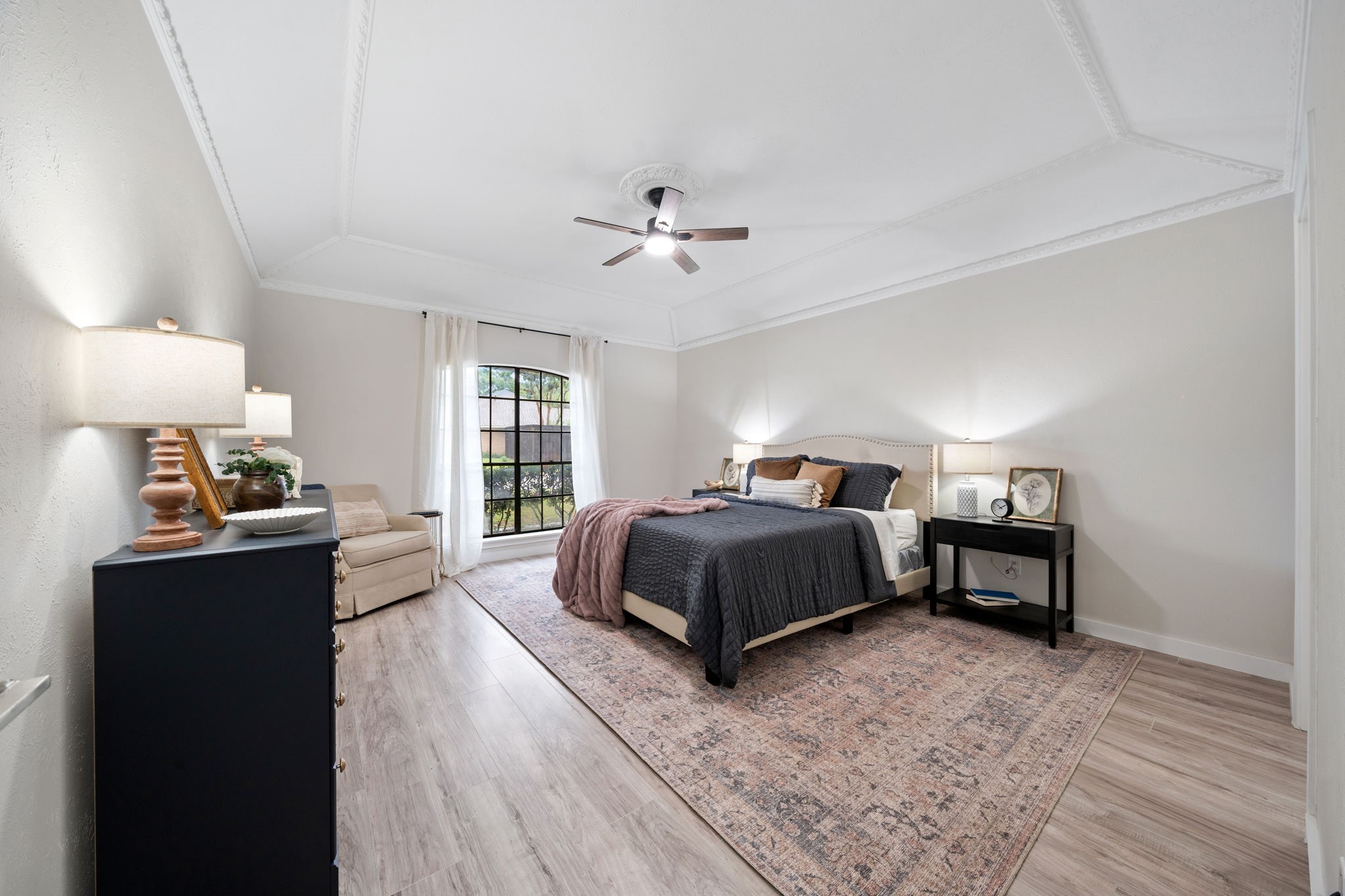509 Kingsbridge Drive Garland TX 75040