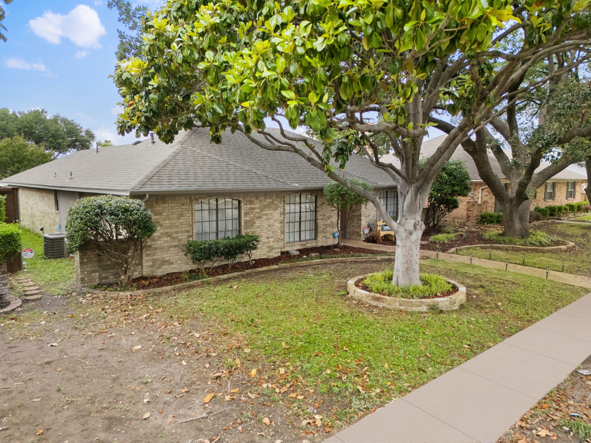 509 Kingsbridge Drive Garland TX 75040