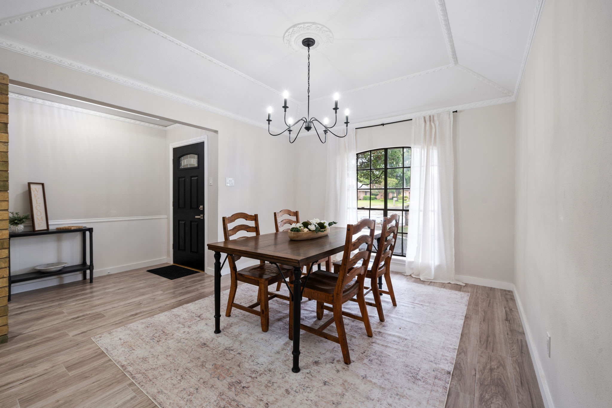 509 Kingsbridge Drive Garland TX 75040