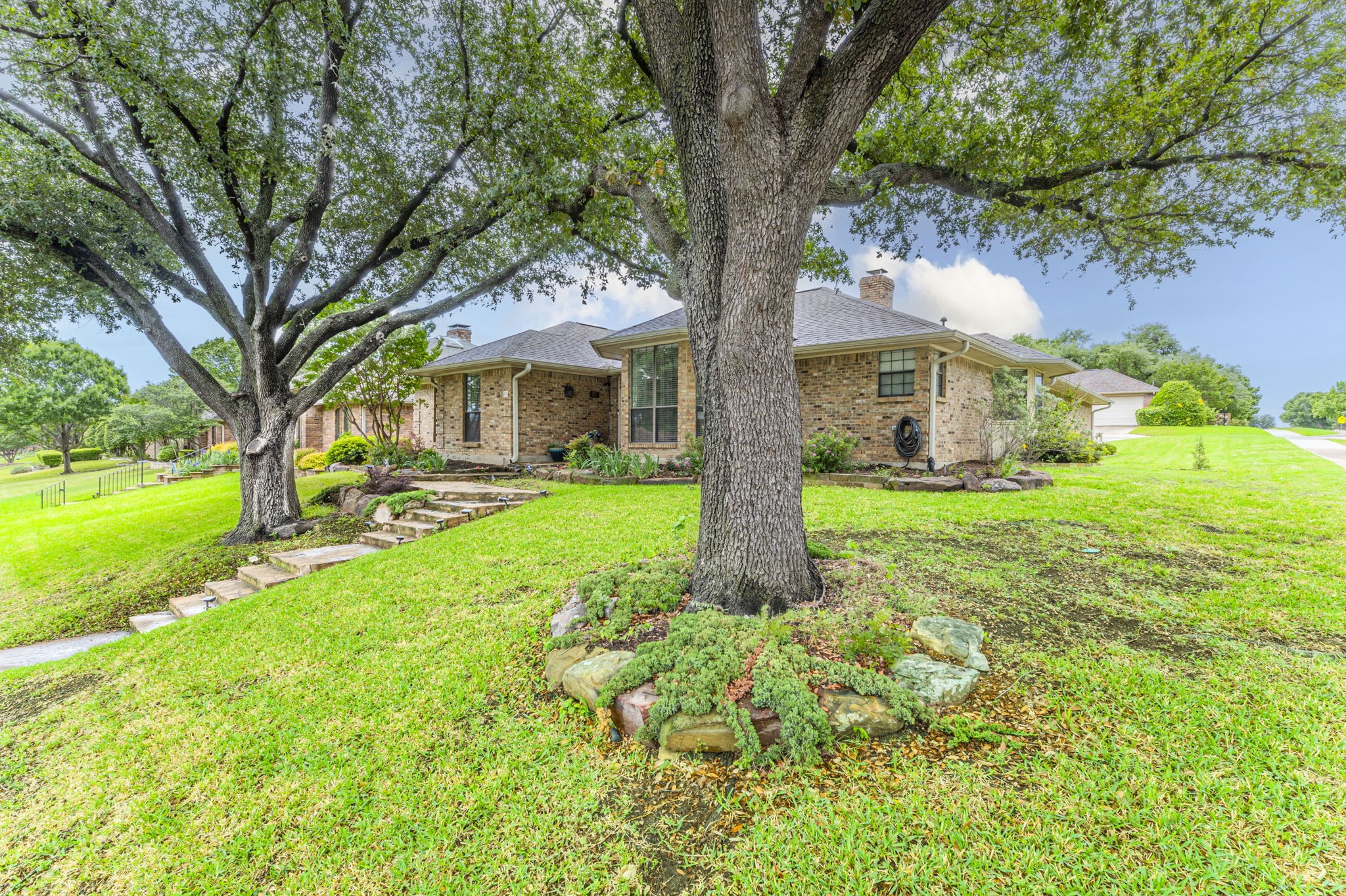 1500 Sunnyslope Drive Carrollton TX 75007