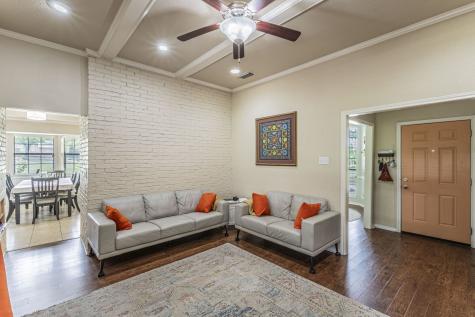 1500 Sunnyslope Drive Carrollton TX 75007