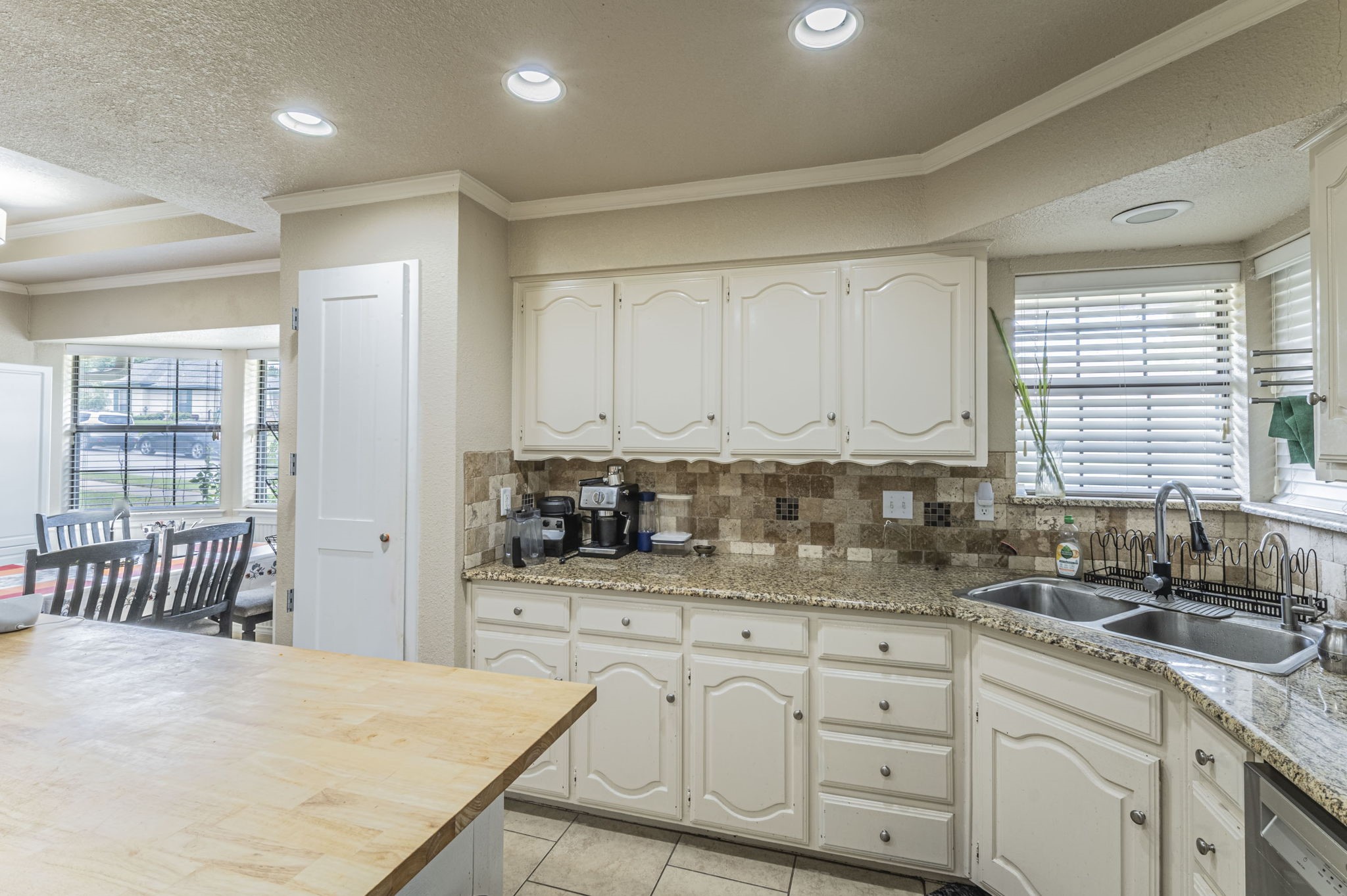 1500 Sunnyslope Drive Carrollton TX 75007