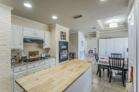 1500 Sunnyslope Drive Carrollton TX 75007
