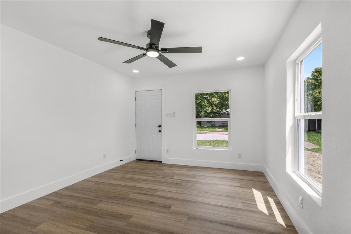 1808 Glenmore Avenue Fort Worth TX 76102