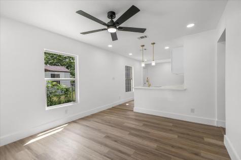 1808 Glenmore Avenue Fort Worth TX 76102