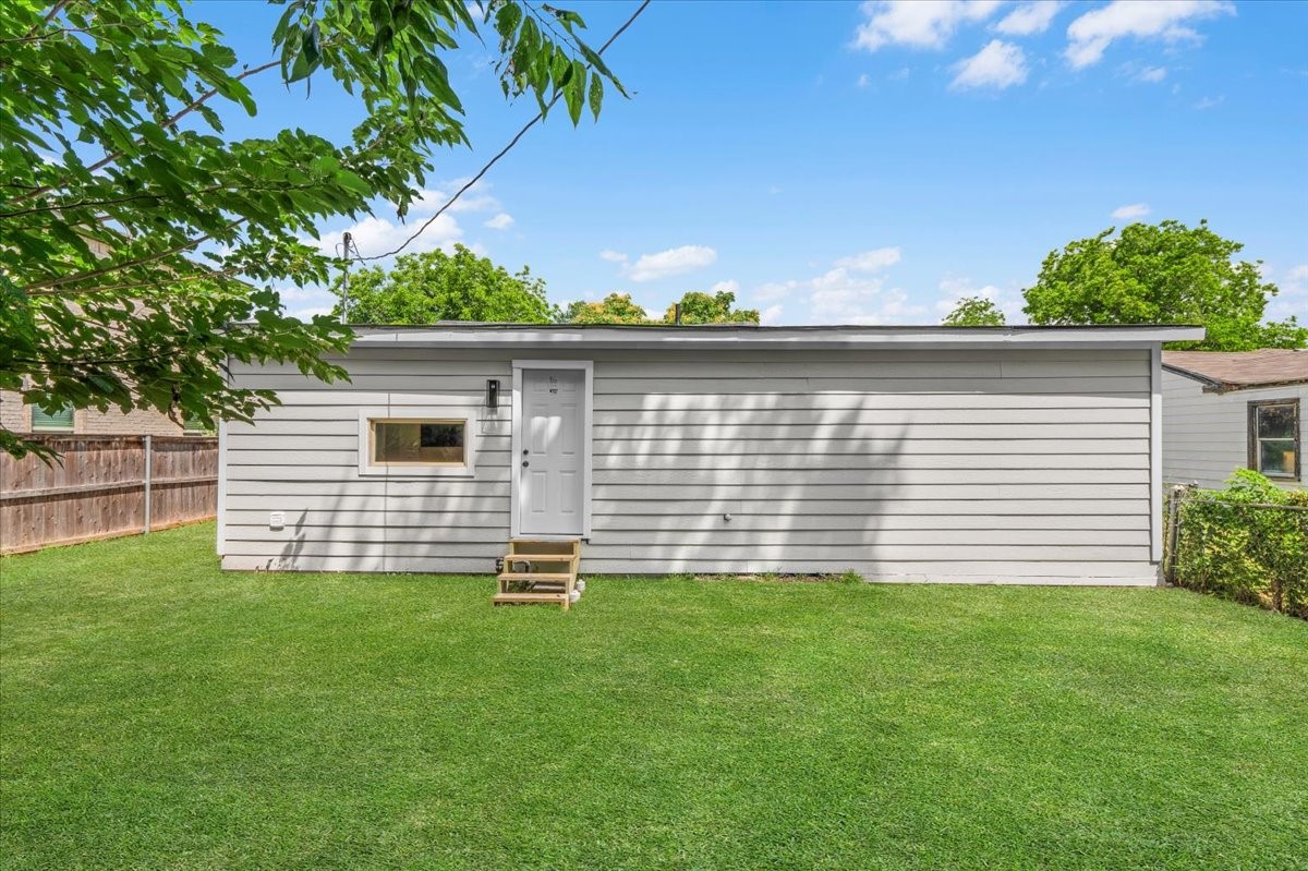 1808 Glenmore Avenue Fort Worth TX 76102