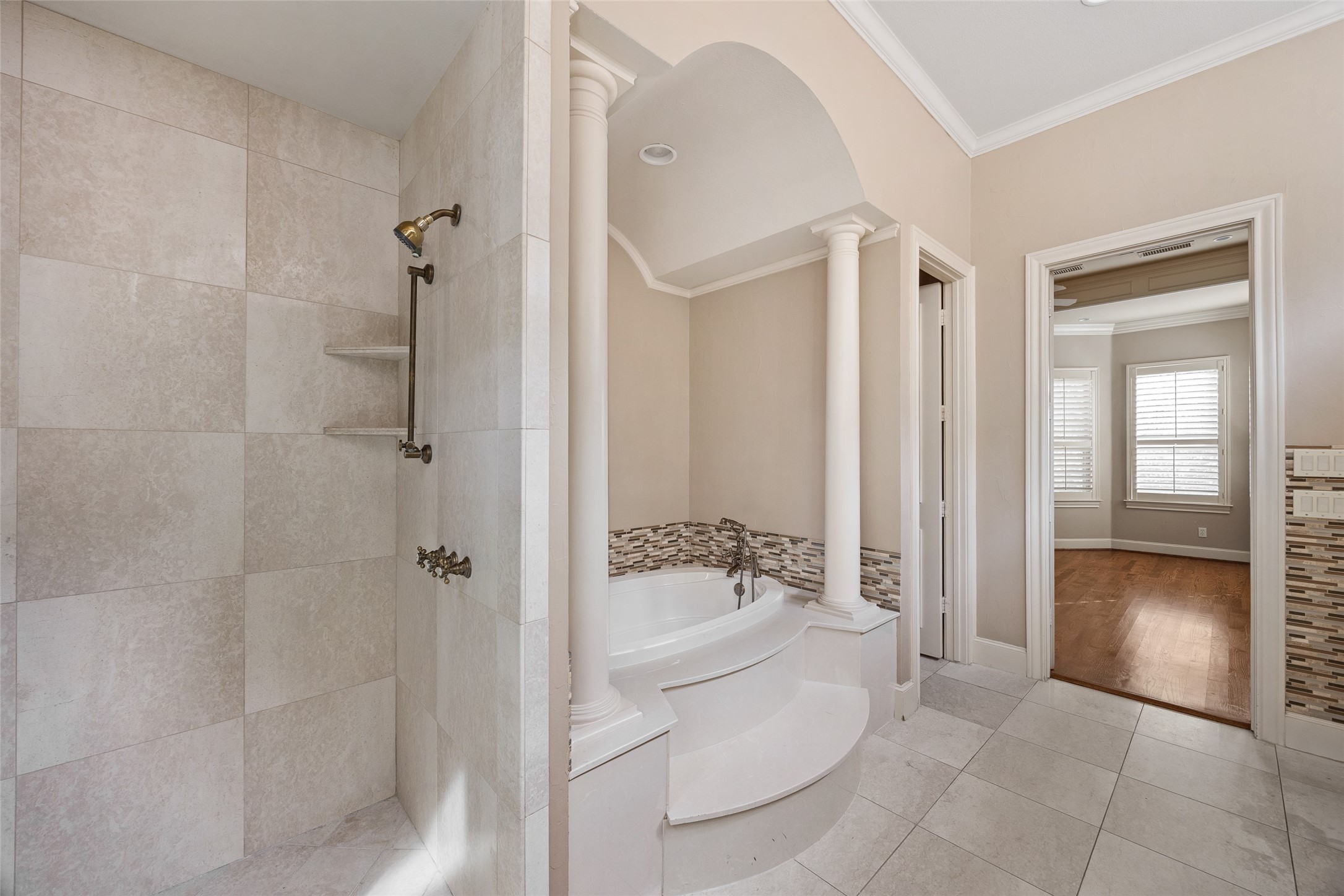 5004 Bridge Creek Drive Plano TX 75093