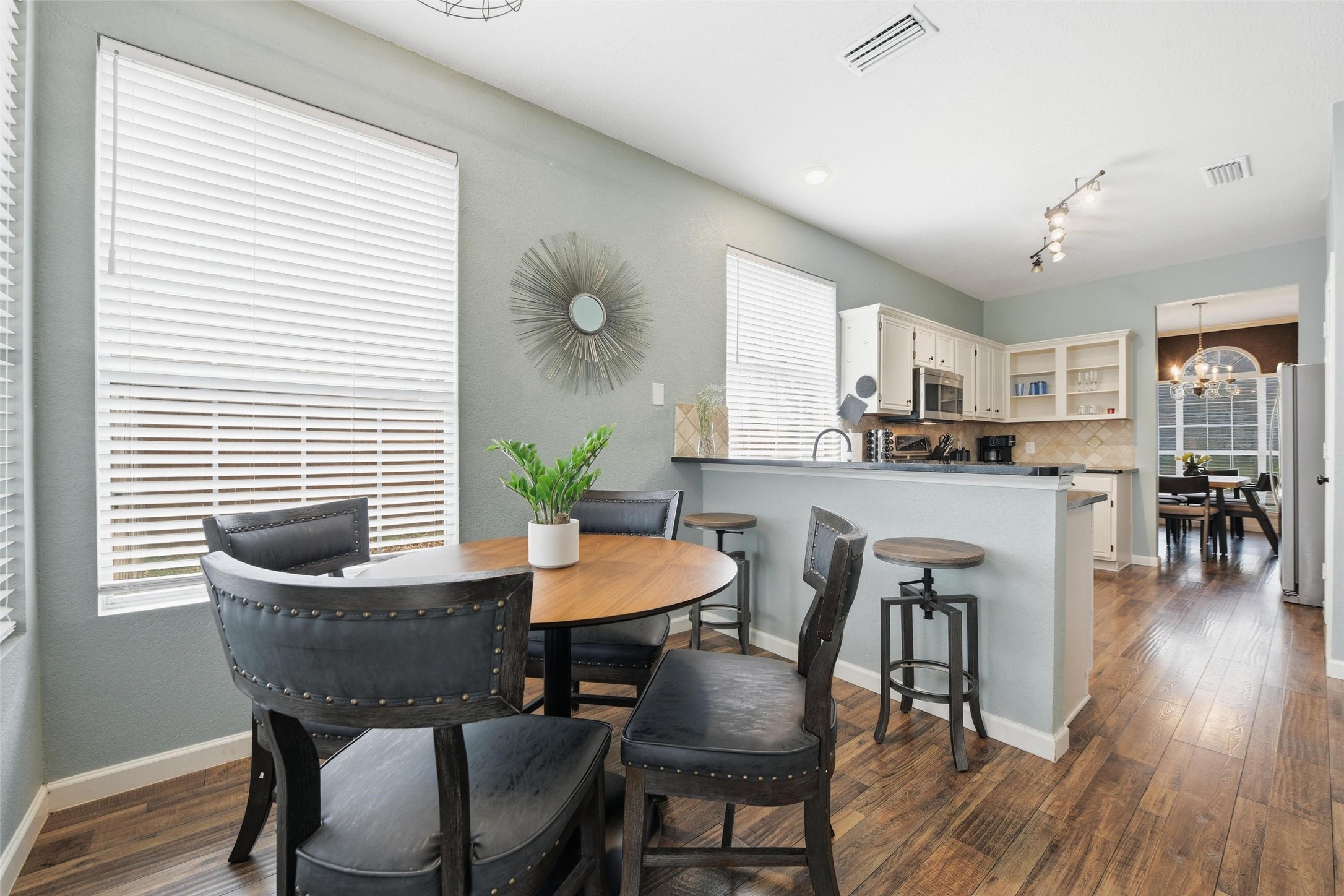 7232 Cross Keys Drive North Richland Hills TX 76182