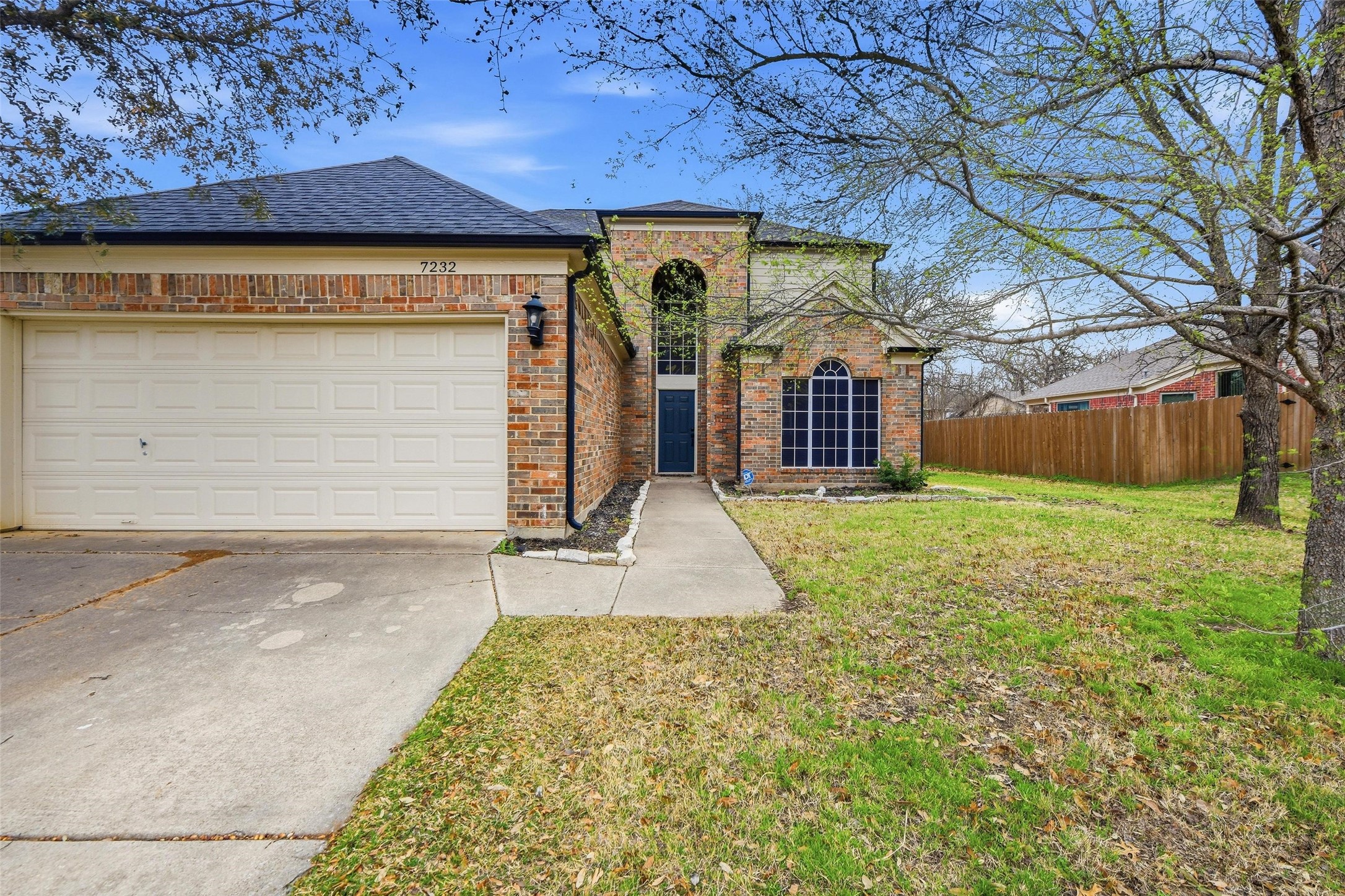 7232 Cross Keys Drive North Richland Hills TX 76182