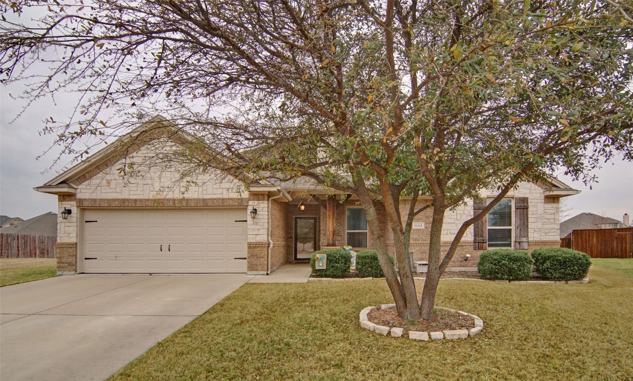 1684 Pecos Court Burleson TX 76028
