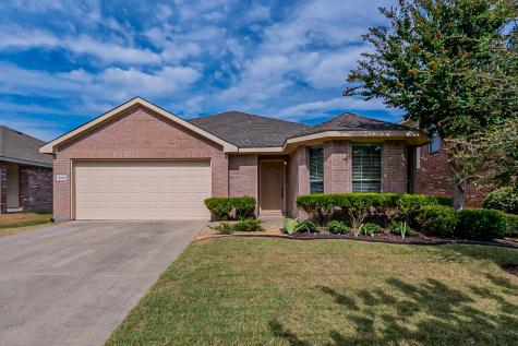 2041 Kingsbridge Drive Heartland TX 75126