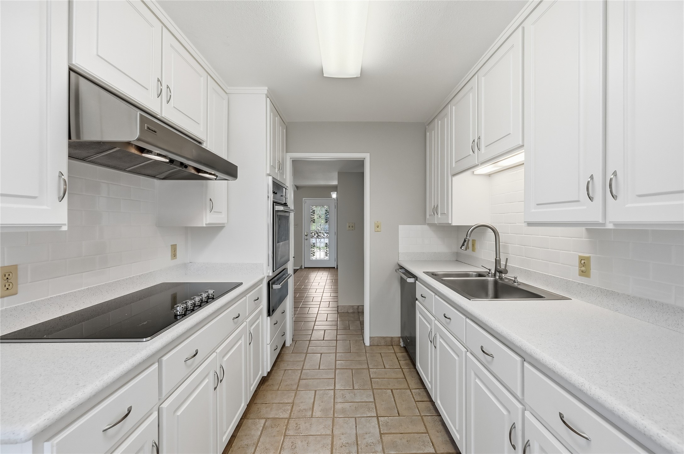 11832 High Valley Drive Dallas TX 75234