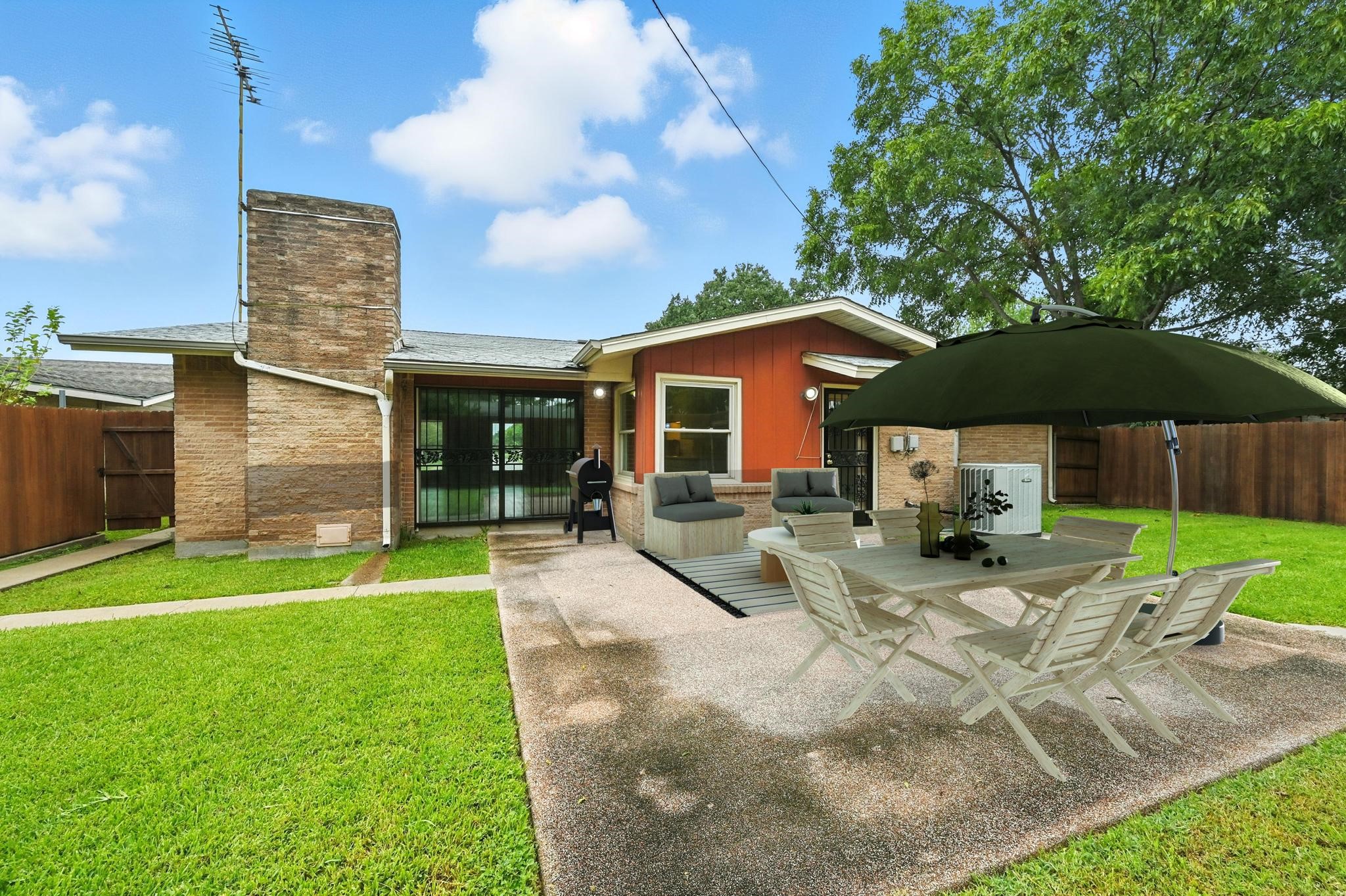 11832 High Valley Drive Dallas TX 75234