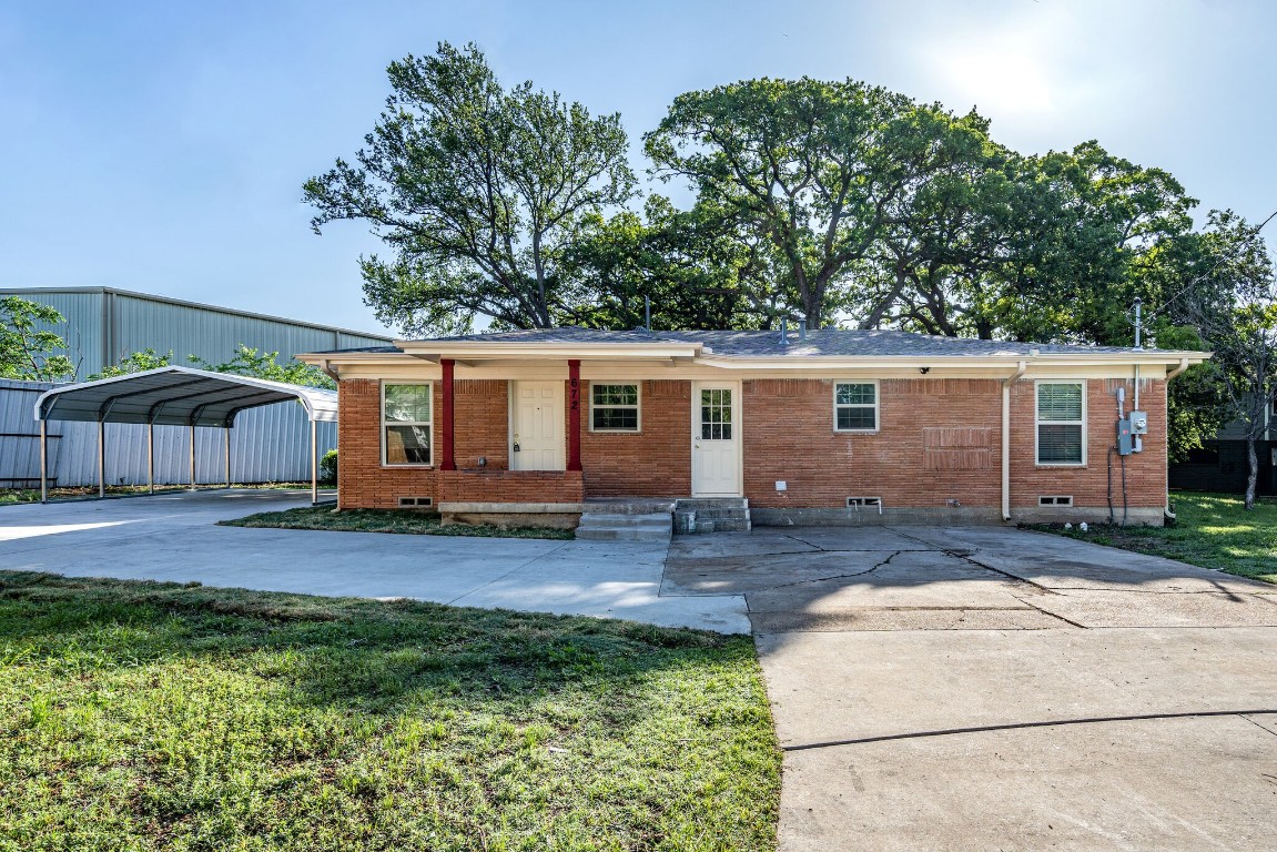 672 Francine Drive Irving TX 75060