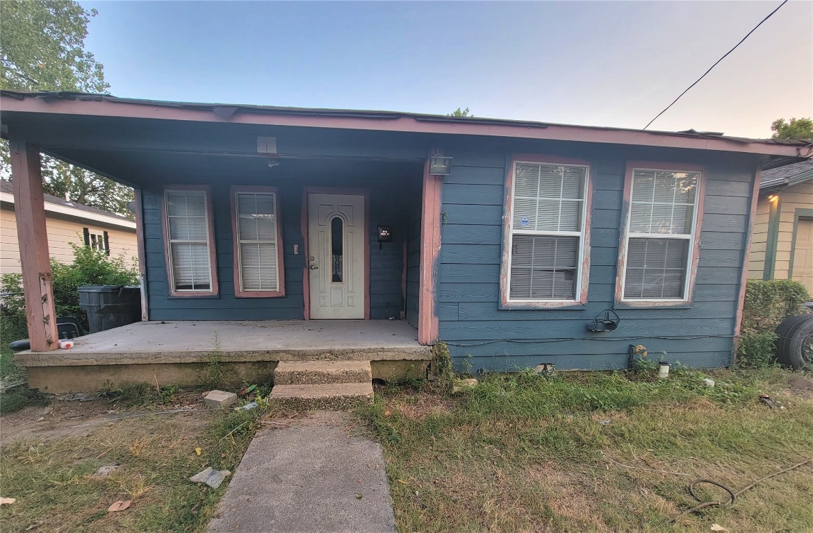 1814 Shaw Street Dallas TX 75212