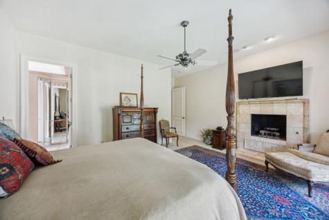 6707 Meadow Road Dallas TX 75230
