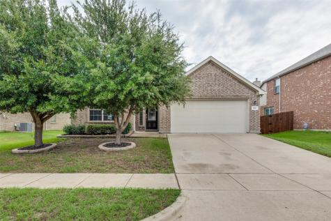 605 Swift Current Drive Crowley TX 76036