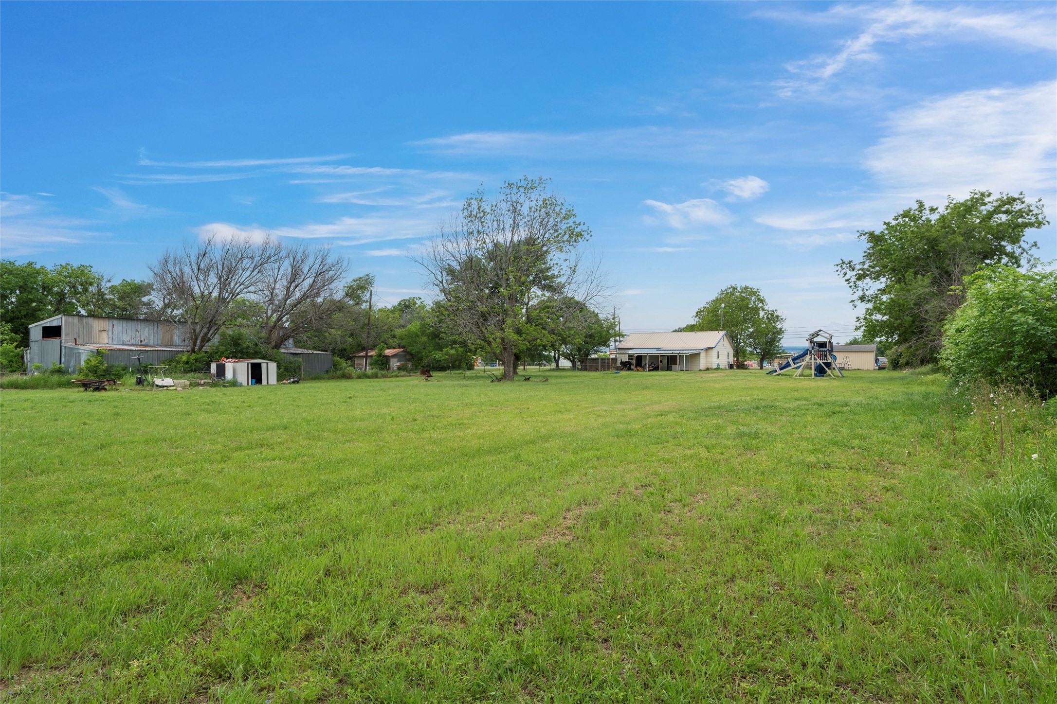 1020 E Jefferson Avenue Whitney TX 76692
