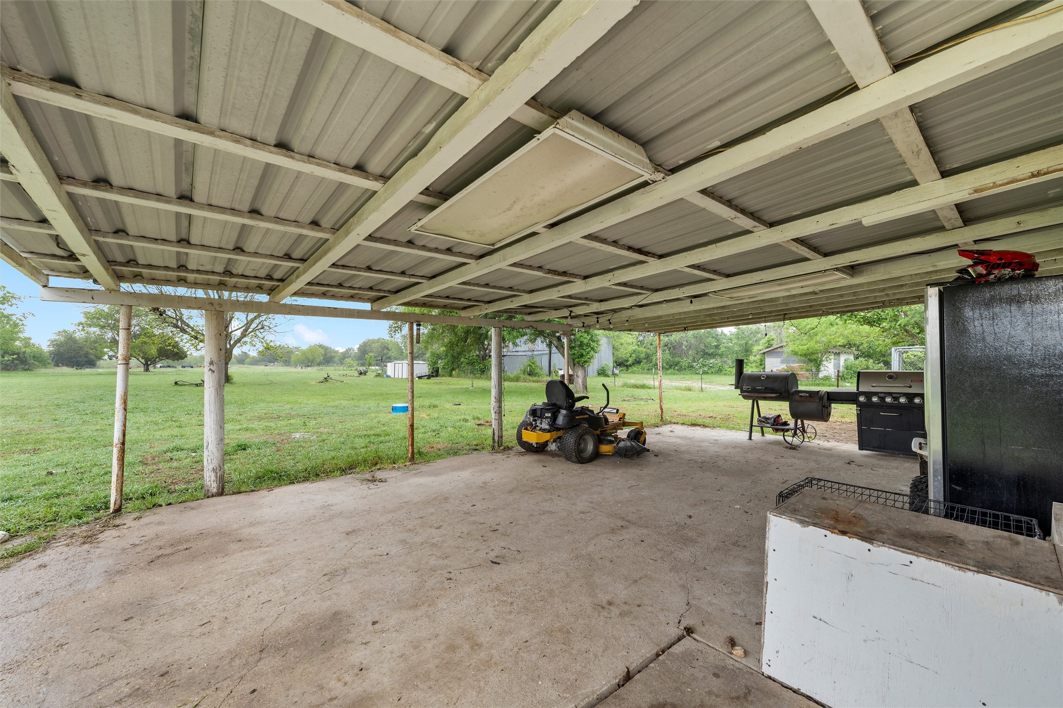 1020 E Jefferson Avenue Whitney TX 76692