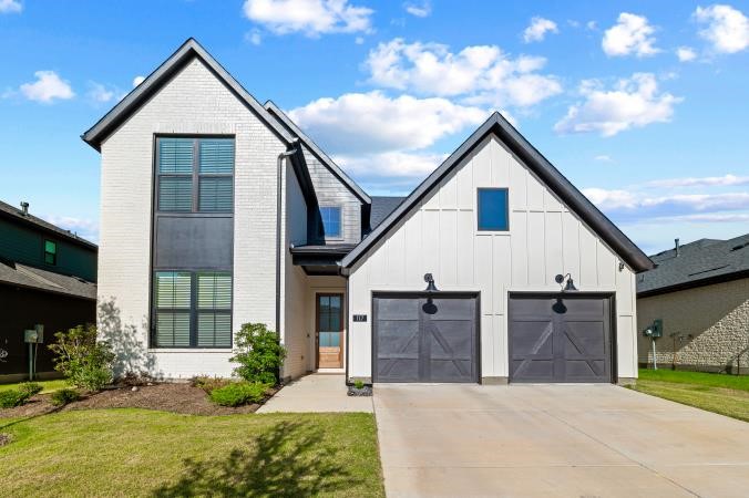 117 Paxton Circle Arlington TX 76013