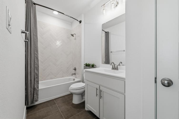 117 Paxton Circle Arlington TX 76013