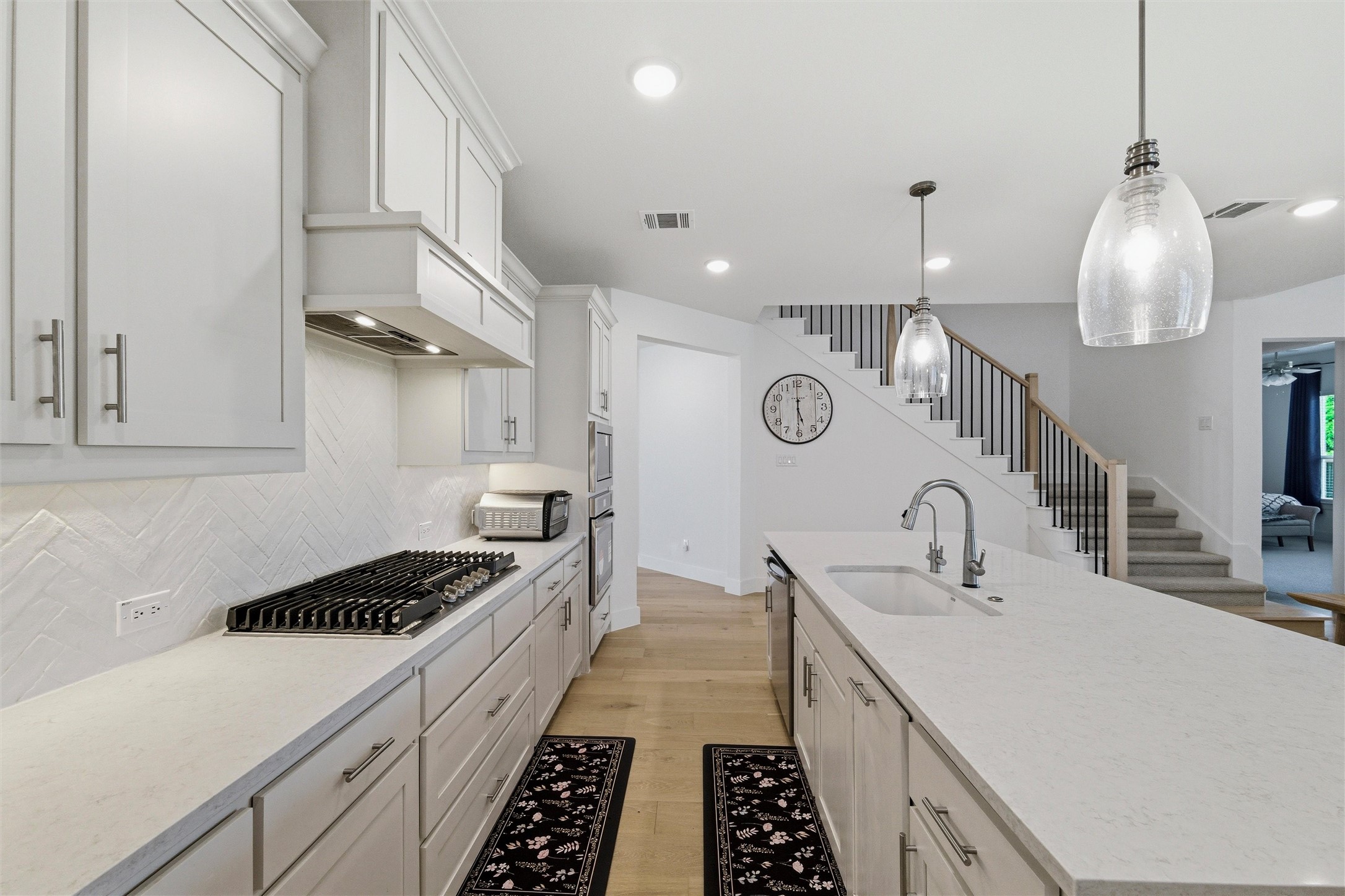 117 Paxton Circle Arlington TX 76013