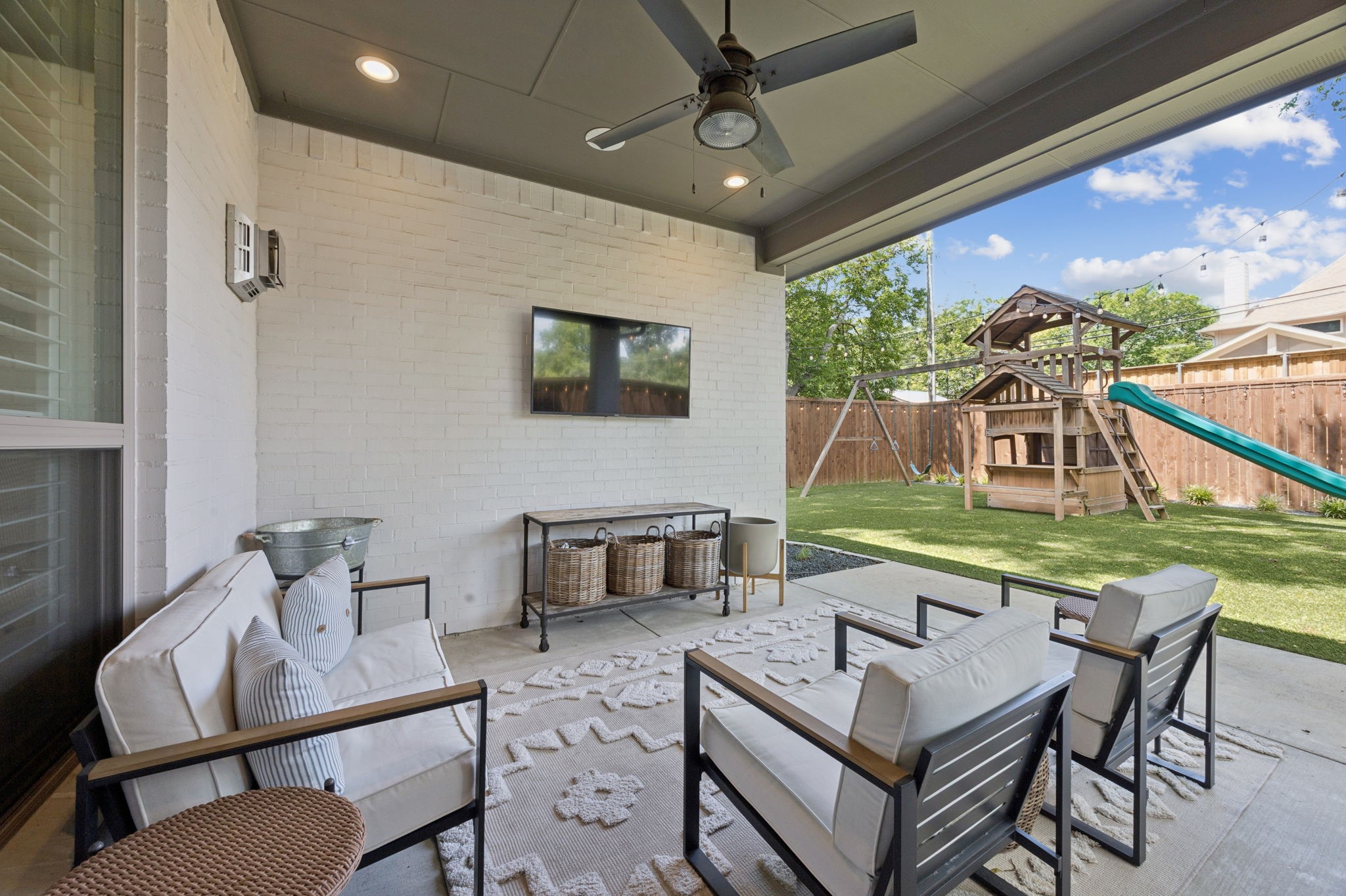 4341 Concho Street Dallas TX 75206