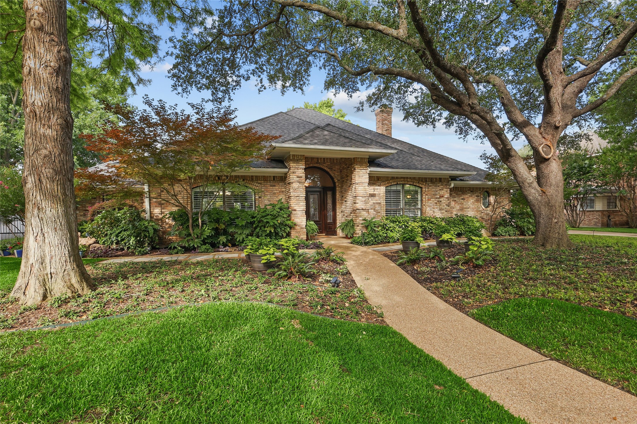 6709 Ashbrook Drive Fort Worth TX 76132