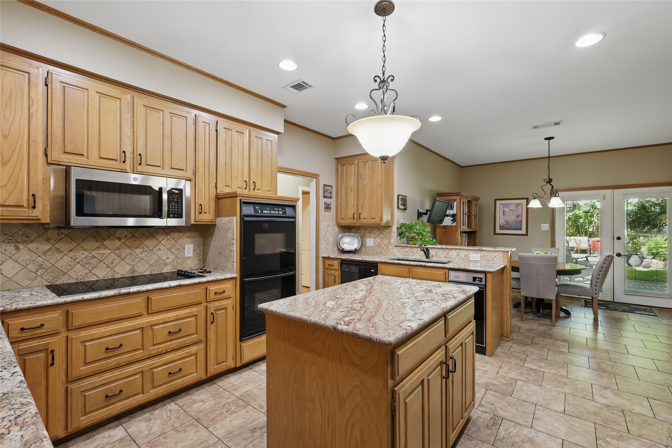 6709 Ashbrook Drive Fort Worth TX 76132
