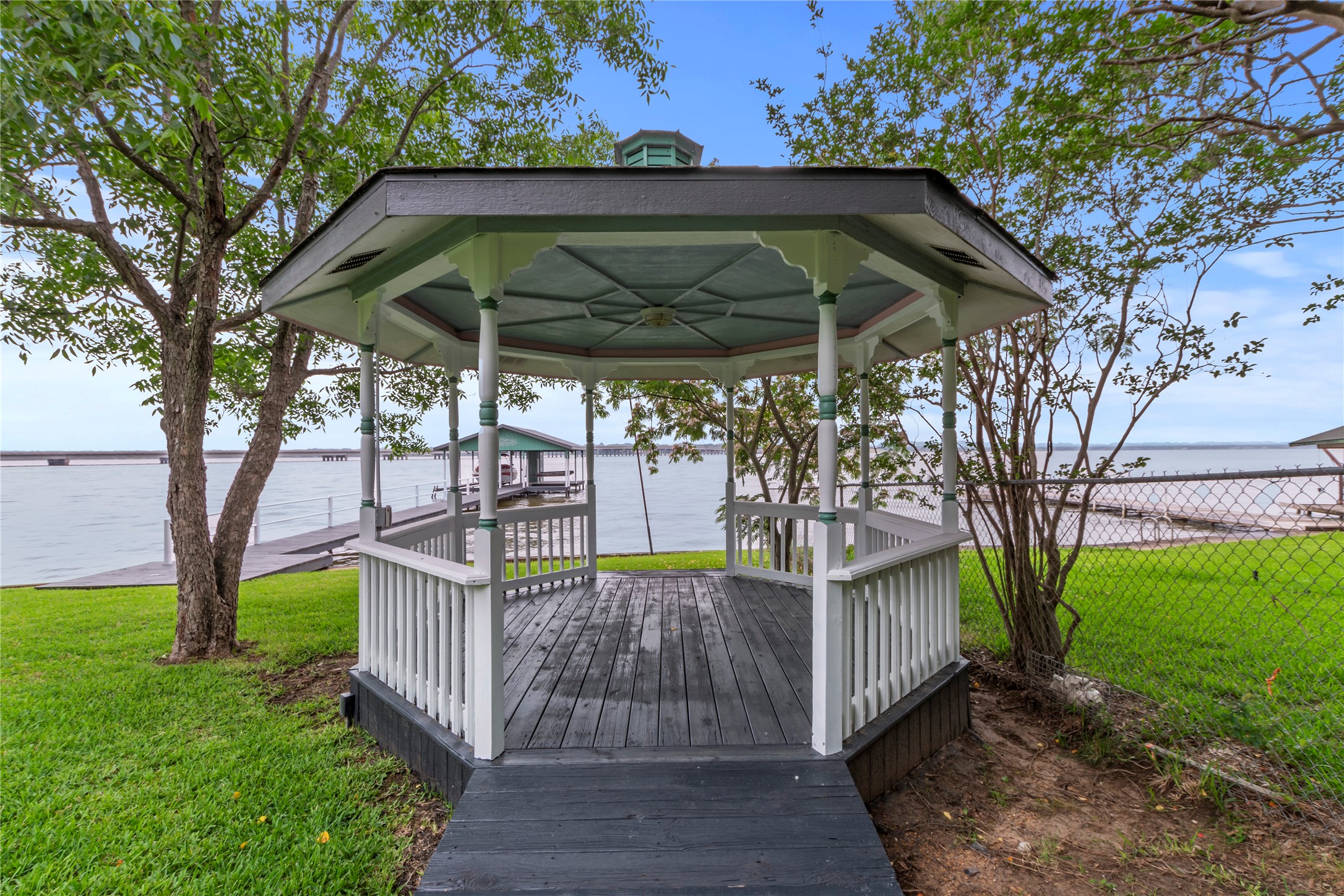 250 Whispering Oaks Trail Payne Springs TX 75156