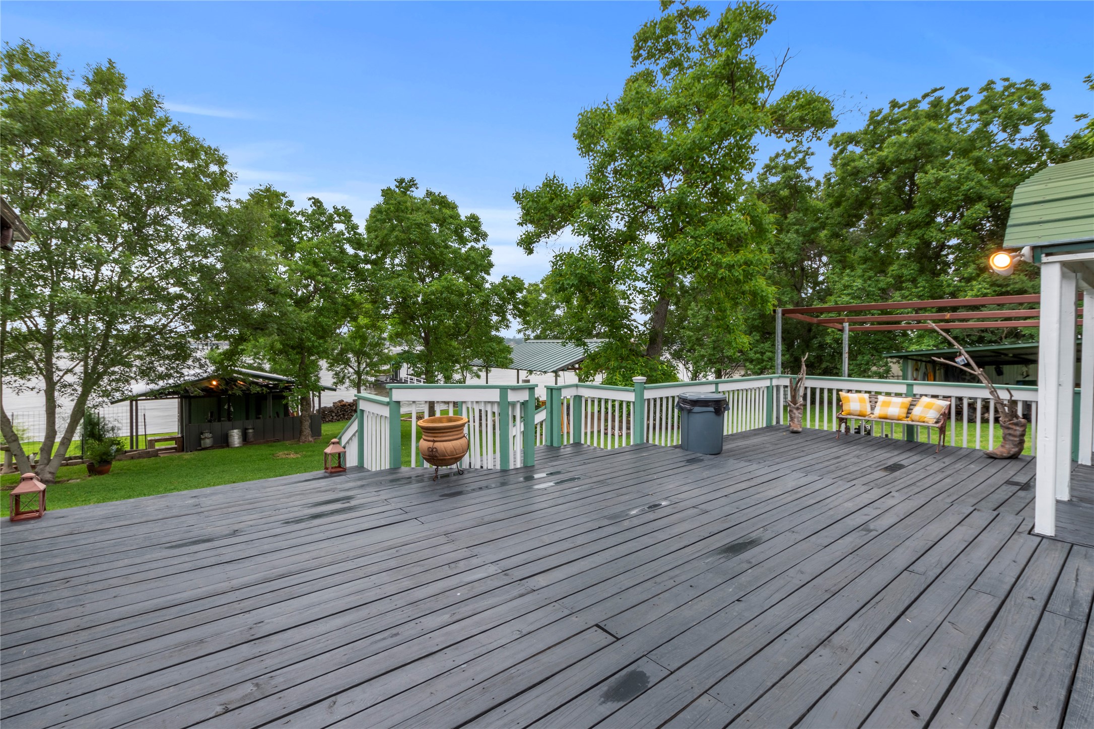 250 Whispering Oaks Trail Payne Springs TX 75156