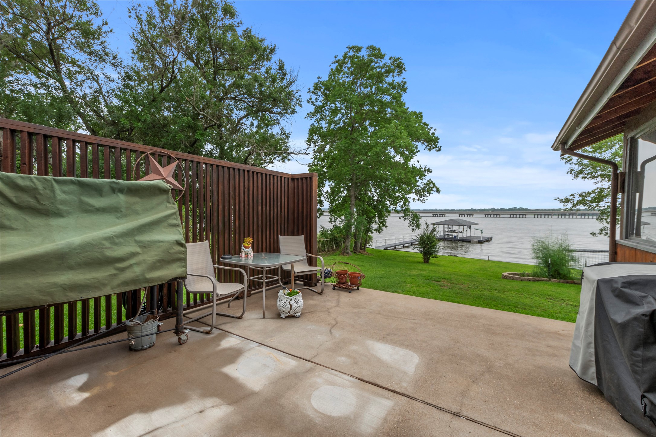 250 Whispering Oaks Trail Payne Springs TX 75156