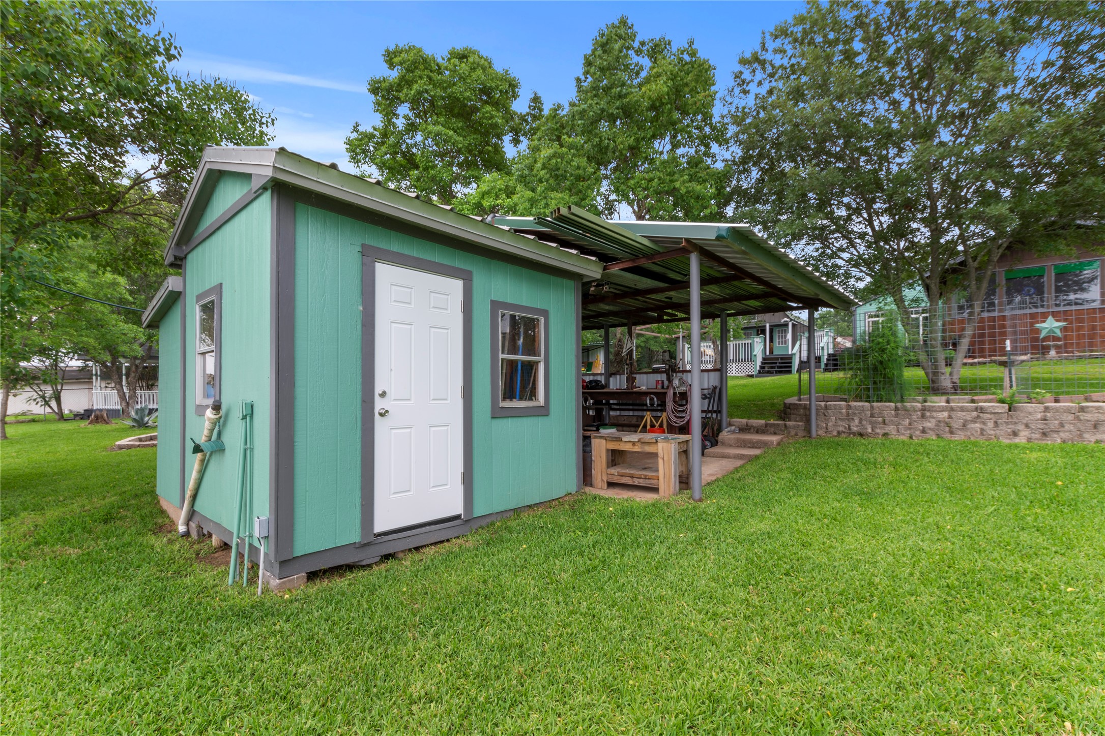 250 Whispering Oaks Trail Payne Springs TX 75156