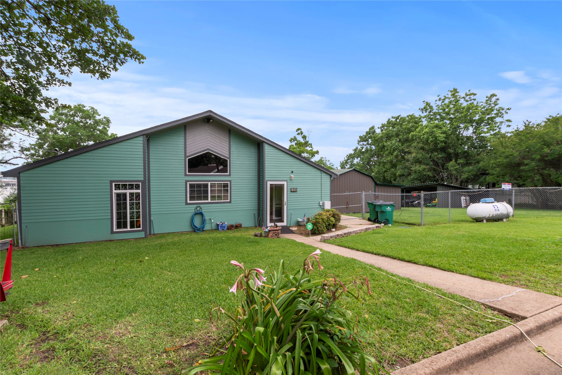 250 Whispering Oaks Trail Payne Springs TX 75156