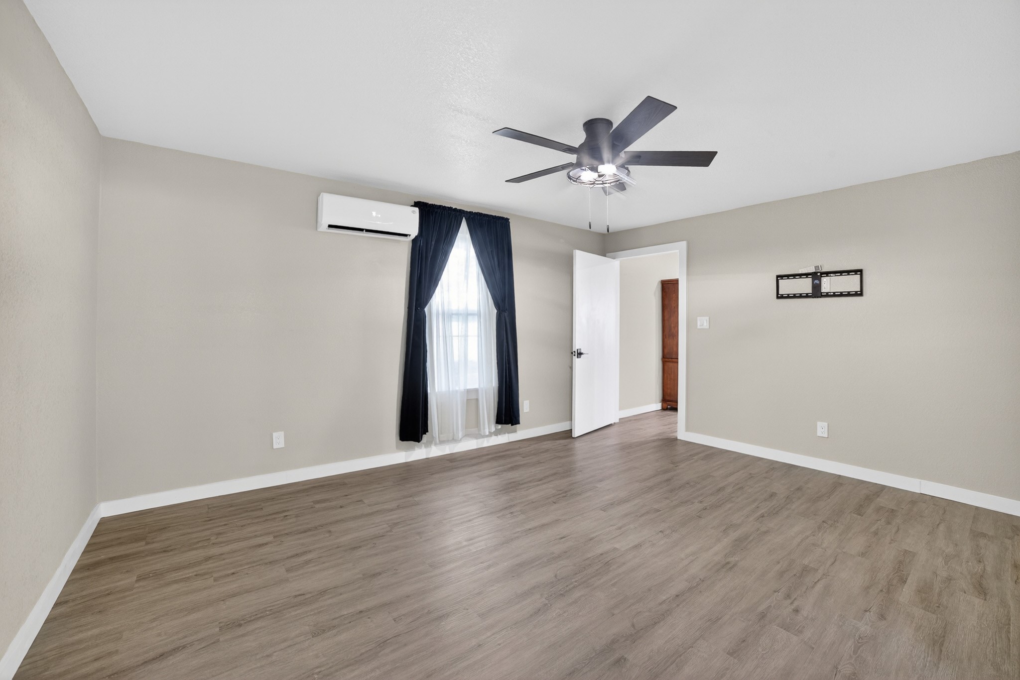 1353 E Fm 1564 Quinlan TX 75474