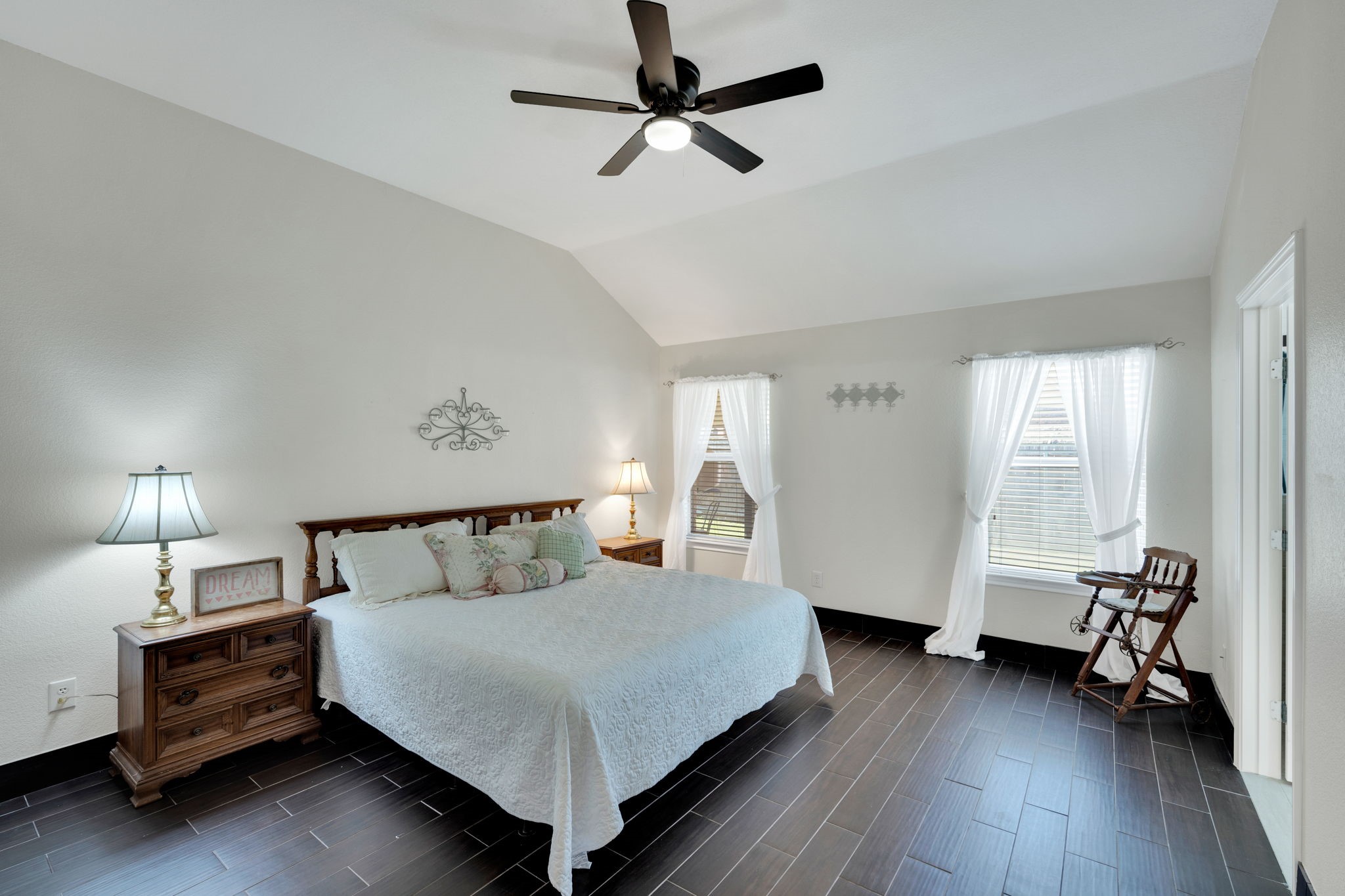 6516 Fairglen Drive Arlington TX 76002