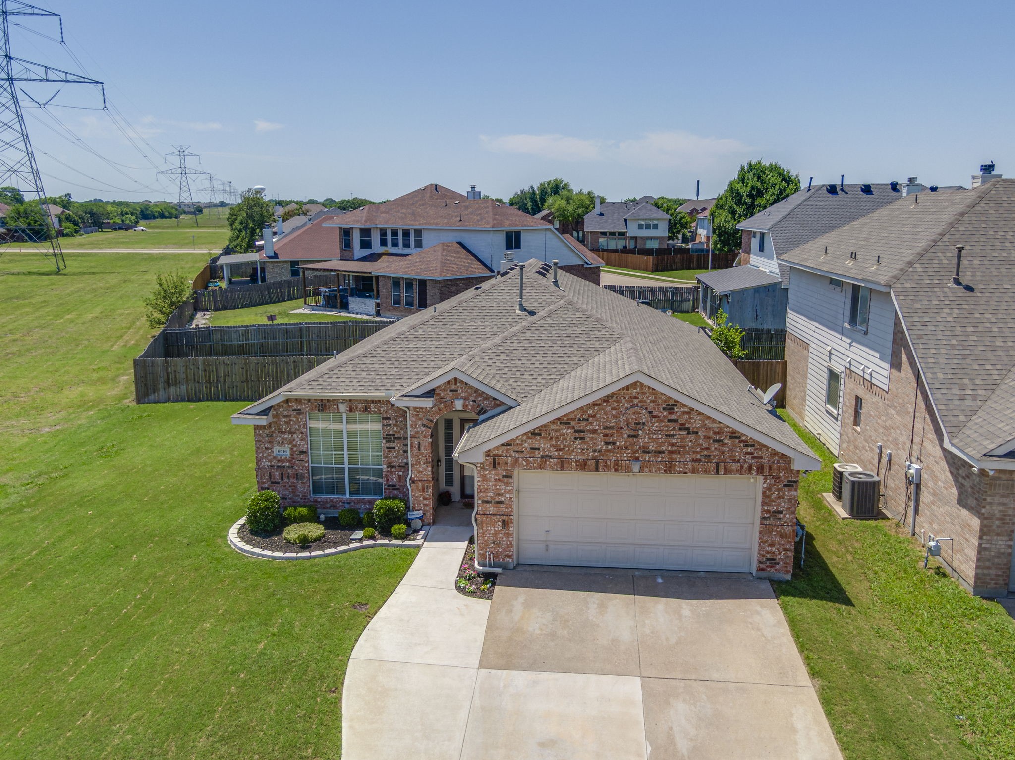 6516 Fairglen Drive Arlington TX 76002