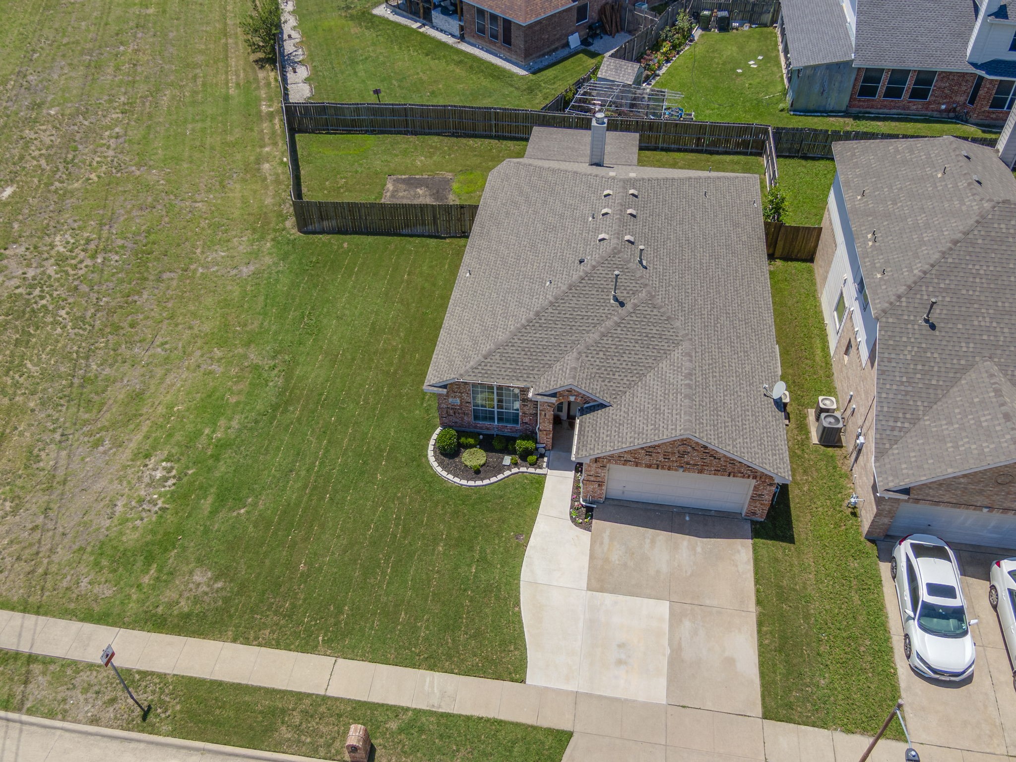 6516 Fairglen Drive Arlington TX 76002