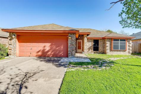 512 Whitney Drive Saginaw TX 76179