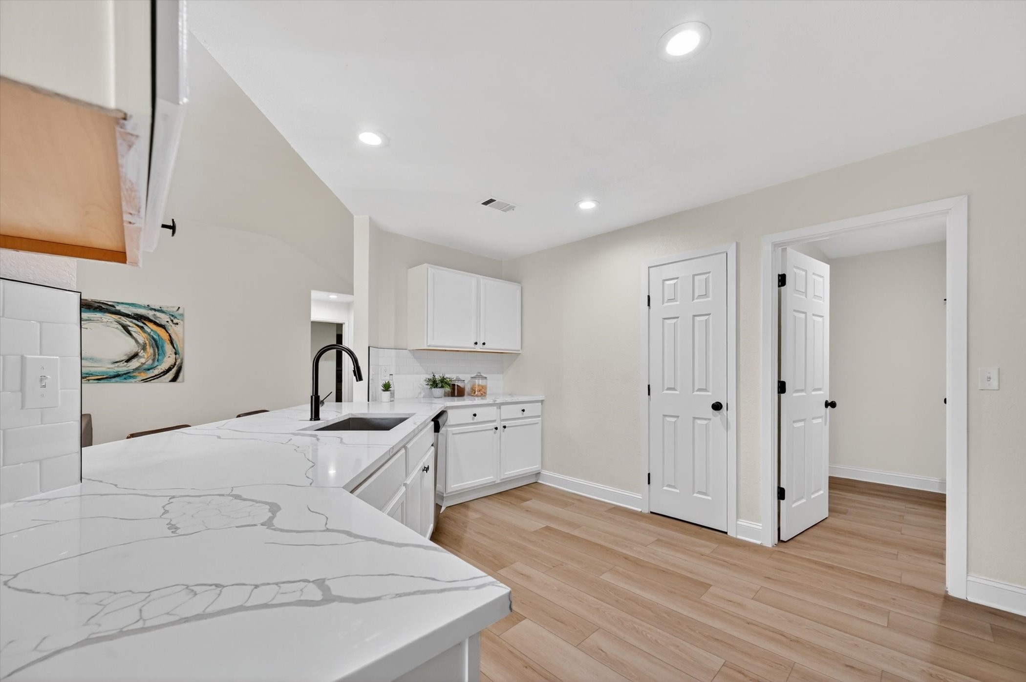 2832 Red Oak Drive Grand Prairie TX 75052