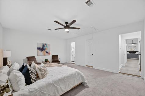 2832 Red Oak Drive Grand Prairie TX 75052