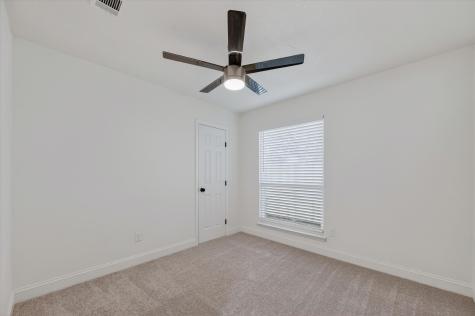 2832 Red Oak Drive Grand Prairie TX 75052
