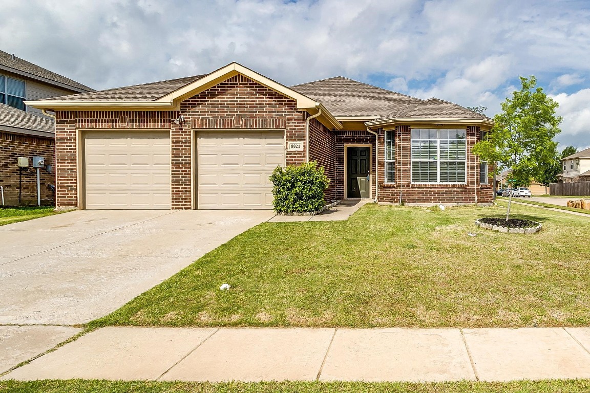 8821 Graywolf Ridge Trail Fort Worth TX 76244